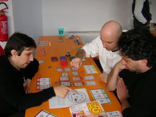 Обложка игры Gnominia